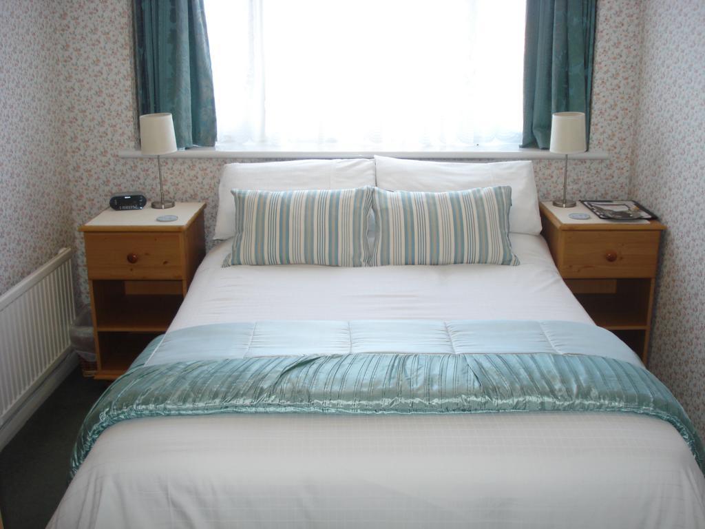 Отель Aveland House Babbacombe Торки Номер фото